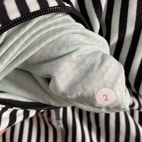 lululemon zip up - Picture 4 of 4